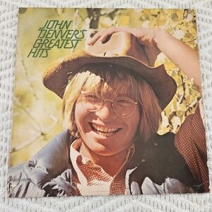 John Denver's Greatest Hits Vinyl Record w/ Inserts, 1973 RCA